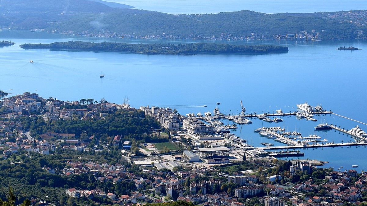 Naslovna slika